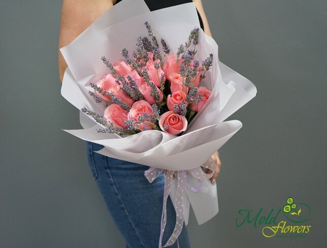 Bouquet with roses and lavender photo